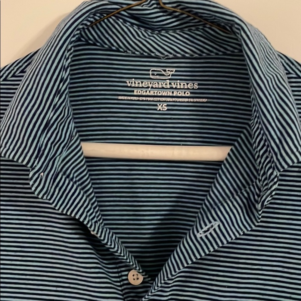 Vineyard Vines polo shirt in good condition